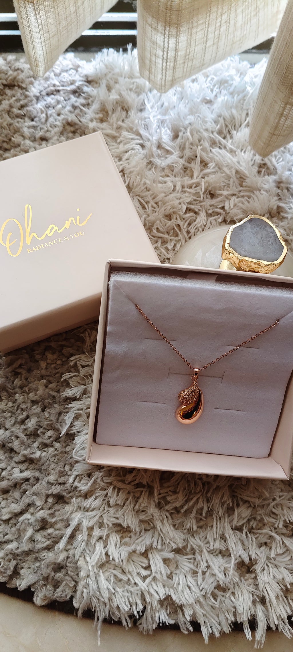 Golden Leaflet Necklace