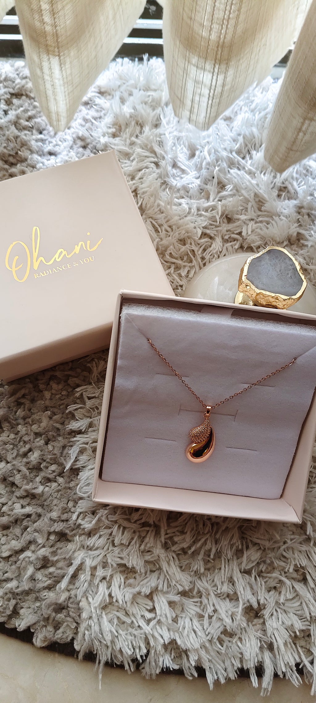 Golden Leaflet Necklace